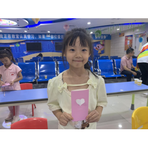 天童美语：关注孩子成长