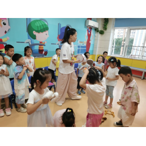 0-8岁英语启蒙轻松化，贵阳天童教育深挖