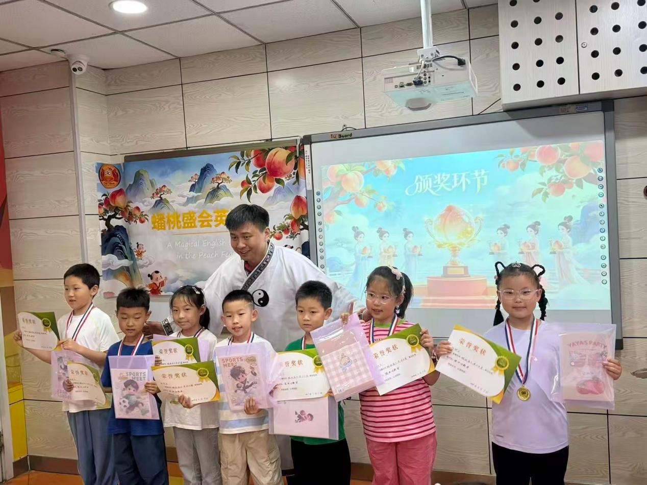 孩子学英语没兴趣?长春天童教育教你怎么点燃第一把火(图1) 孩子学英语没兴趣?长春天童教育教你怎么点燃第一把火(图1)
