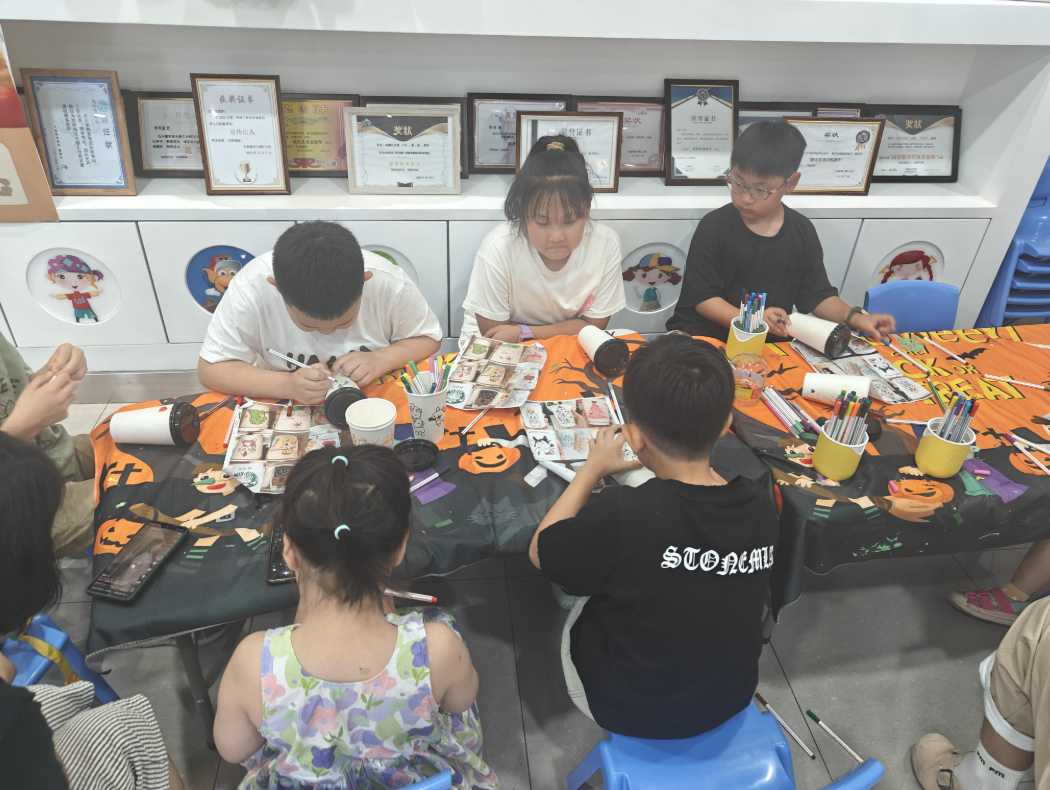 天童教育:如何帮孩子建立英语学习内驱力?呼和浩特家长这样做(图1) 天童教育:如何帮孩子建立英语学习内驱力?呼和浩特家长这样做(图1)