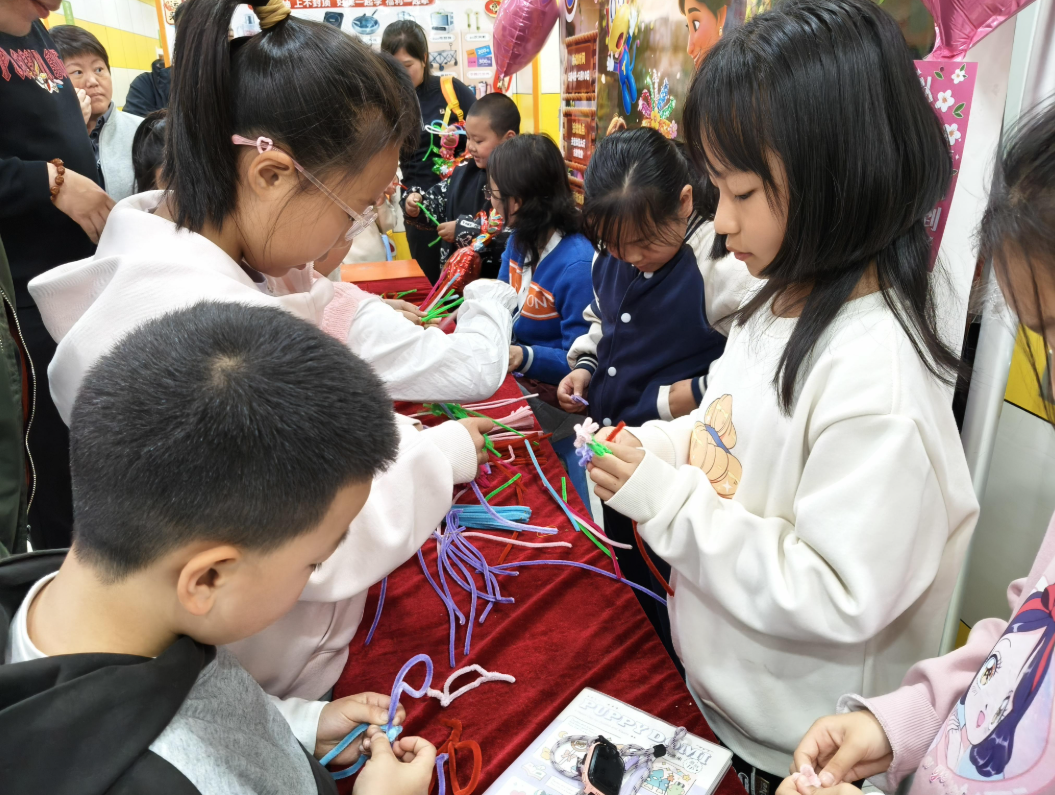 孩子英语学习中,贵阳天童教育课堂上“犯错”到底有多重要?(图1) 孩子英语学习中,贵阳天童教育课堂上“犯错”到底有多重要?(图1)
