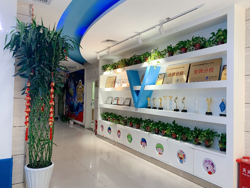 孩子英语启蒙,为什么呼和浩特天童教育不建议先学字母?(图1) 孩子英语启蒙,为什么呼和浩特天童教育不建议先学字母?(图1)